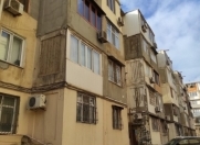 İcarəyə verilir 1 otaqlı 35 m2 köhnə tikili İran İslam Respublikası səfirliyi