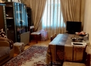 Satılır 3 otaqlı 70 m2 köhnə tikili 8 km