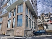 Satılır 1 otaqlı 268 m2 obyekt Nizami m.