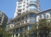 İcarəyə verilir 3 otaqlı 80 m2 yeni tikili Axundov bağı