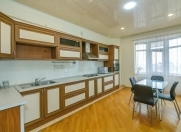 Satılır 3 otaqlı 130 m2 yeni tikili Rusiya səfirliyi