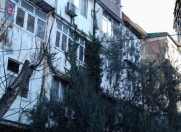 Satılır 2 otaqlı 52 m2 köhnə tikili Elmlər Akademiyası m.