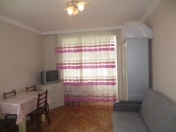 Satılır 1 otaqlı 35 m2 köhnə tikili Elmlər Akademiyası m.