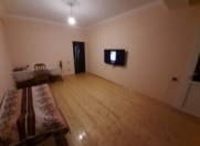 Satılır 2 otaqlı 43.5 m2 yeni tikili Xalqlar Dostluğu m.