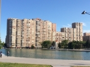 Satılır 5 otaqlı 210 m2 yeni tikili Gənclik m.