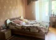 Satılır 2 otaqlı 60 m2 köhnə tikili Gənclik m.