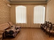 İcarəyə verilir 1 otaqlı 40 m2 ofis İçəri Şəhər m.