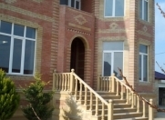 Satılır 4 otaqlı 150 m2 bağ evi Şüvəlan Park ticarət mərkəzi