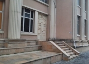 Satılır 1 otaqlı 160 m2 obyekt 28 May m.