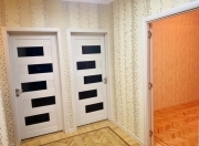 Satılır 3 otaqlı 90 m2 köhnə tikili İnşaatçılar m.