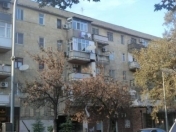 Satılır 1 otaqlı 30 m2 köhnə tikili Nəriman Nərimanov m.