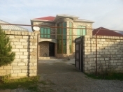 Satılır 4 otaqlı 210 m2 həyət evi Ramana