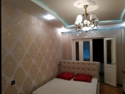 Satılır 2 otaqlı 65 m2 köhnə tikili 9 mkr