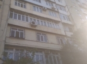 Satılır 5 otaqlı 120 m2 köhnə tikili Xalqlar Dostluğu m.