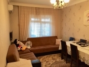 Satılır 2 otaqlı 65 m2 köhnə tikili Yeni Yasamal