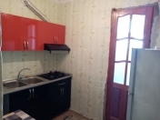 Satılır 2 otaqlı 52 m2 köhnə tikili Hövsan