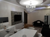 Satılır 3 otaqlı 128 m2 yeni tikili Yasamal bazarı