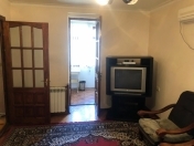 İcarəyə verilir 2 otaqlı 60 m2 köhnə tikili Gənclik m.