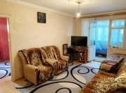 Satılır 2 otaqlı 60 m2 köhnə tikili Neftçilər m.