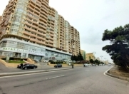 İcarəyə verilir 2 otaqlı 20 m2 ofis Elmlər Akademiyası m.