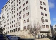 Satılır 2 otaqlı 67 m2 köhnə tikili Elmlər Akademiyası m.