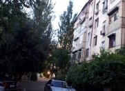 Satılır 2 otaqlı 45 m2 köhnə tikili 5 mkr