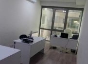 İcarəyə verilir 1 otaqlı 30 m2 ofis Şah İsmayıl Xətai m.