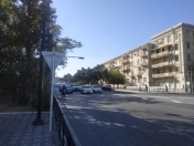 Satılır 3 otaqlı 147 m2 köhnə tikili Elmlər Akademiyası m.