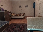 İcarəyə verilir 1 otaqlı 40 m2 köhnə tikili İnşaatçılar m.