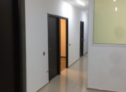 İcarəyə verilir 1 otaqlı 21 m2 ofis 8 mkr