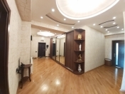 Satılır 3 otaqlı 110 m2 yeni tikili Ayna Sultanova heykəli