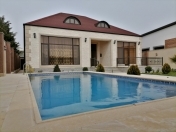 Satılır 4 otaqlı 180 m2 bağ evi Mərdəkan