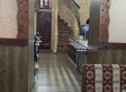 İcarəyə verilir 5 otaqlı 200 m2 obyekt İçəri Şəhər m.