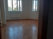 Satılır 3 otaqlı 72 m2 yeni tikili 4 mkr