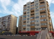 Satılır 2 otaqlı 50 m2 köhnə tikili Gənclik m.