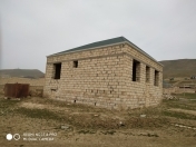 Satılır 3 otaqlı 80 m2 həyət evi Qobu