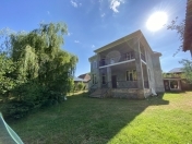 Satılır 6 otaqlı 250 m2 villa Qəbələ