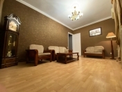 İcarəyə verilir 2 otaqlı 50 m2 köhnə tikili Gənclik m.