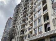 Satılır 2 otaqlı 62 m2 yeni tikili Neftçilər m.