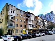 İcarəyə verilir 2 otaqlı 60 m2 köhnə tikili Gənclik m.