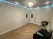 Satılır 3 otaqlı 80 m2 köhnə tikili Dostluq kinoteatrı