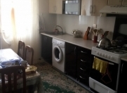 Satılır 3 otaqlı 90 m2 yeni tikili Yasamal bazarı