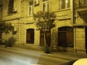 Satılır 6 otaqlı 300 m2 obyekt Sahil m.