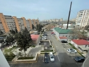 Satılır 5 otaqlı 120 m2 köhnə tikili Qara Qarayev m.