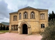 İcarəyə verilir 8 otaqlı 350 m2 bağ evi Koroğlu m.