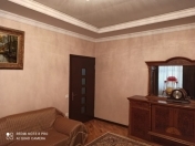 Satılır 3 otaqlı 130 m2 yeni tikili 9 mkr