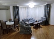 Satılır 2 otaqlı 105 m2 yeni tikili Neftçilər m.