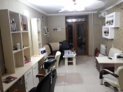 Satılır 4 otaqlı 60 m2 obyekt Neftçilər m.