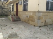 Satılır 3 otaqlı 2.8 m2 həyət evi Xırdalan