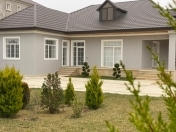 Satılır 5 otaqlı 310 m2 bağ evi Mərdəkan